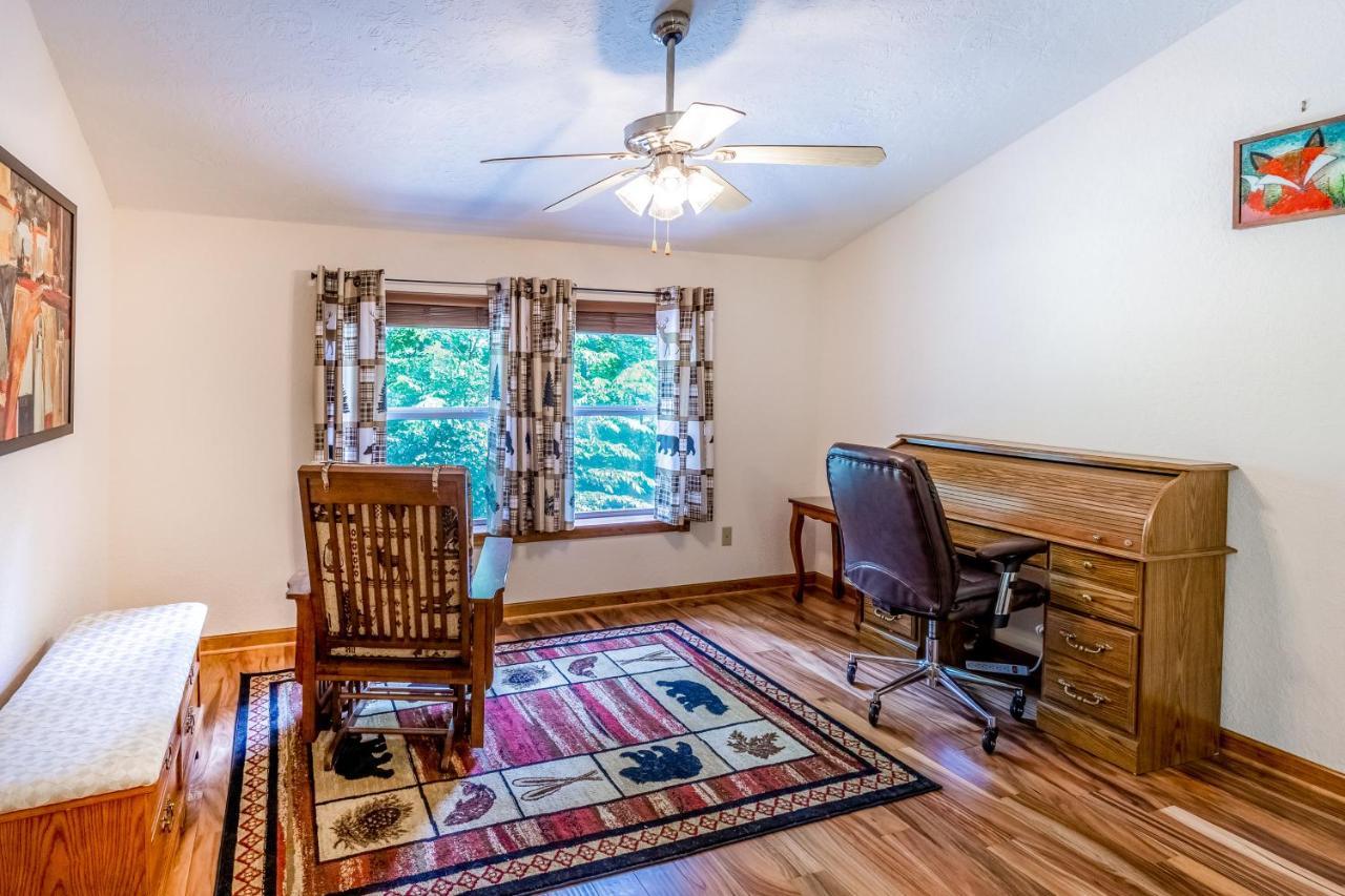 Red Fox Den Villa Sylva Exterior photo